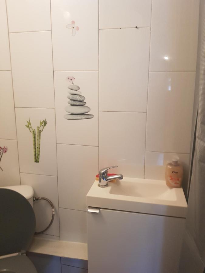 Studio Entre Paris Et Disney 1 Lägenhet Torcy  Exteriör bild